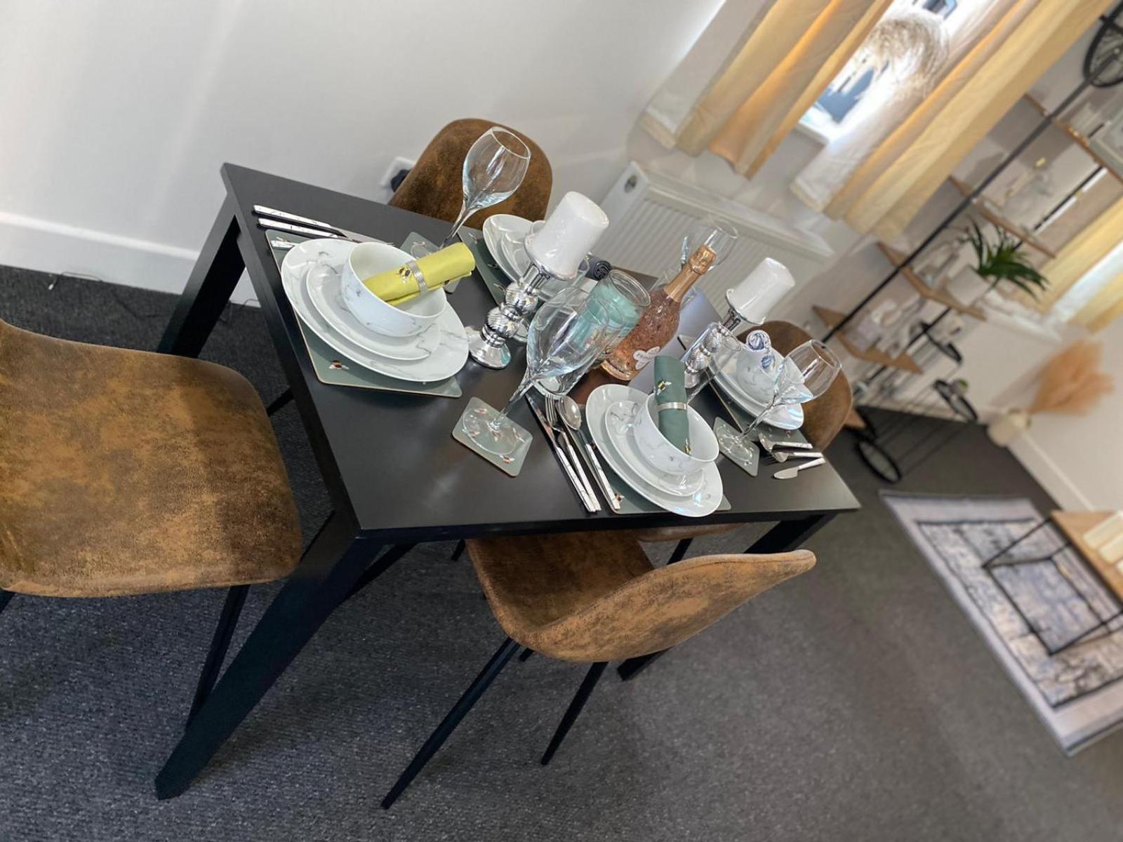 Gorgeous 1 Bedroom Near Heathrow * Colnbrook