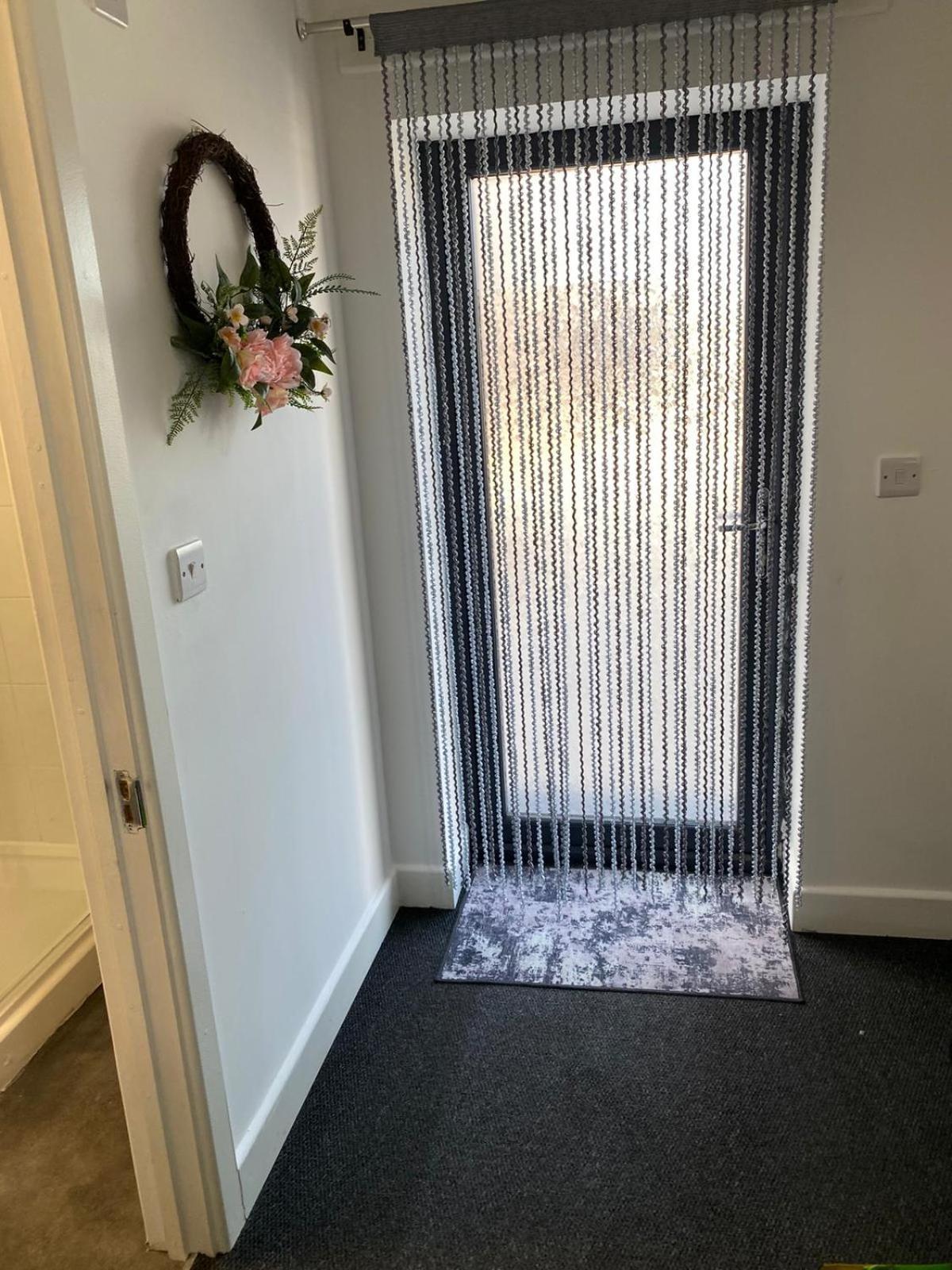 Gorgeous 1 Bedroom Near Heathrow Apartment *